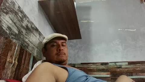 Snapshot of beto471292 chatting on 07/04/26, 09:32 beto471292 online show from 07/04/26, 09:32