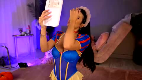 Betty online show from 10/31/25, 05:08