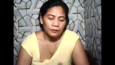 betty_83 online show from 05/08/26, 11:37