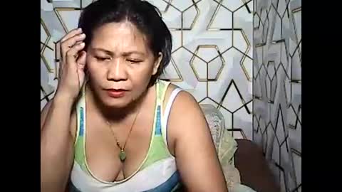 betty_83 online show from 05/13/26, 12:24