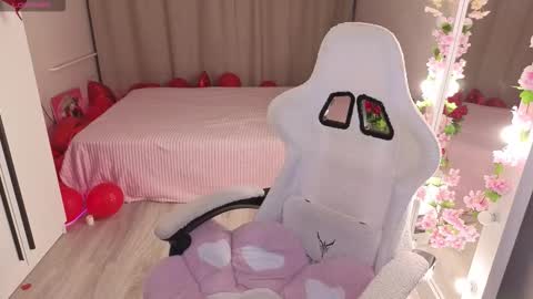 Snapshot of betty__davvis chatting on 12/20/25, 01:40 Betty online show from 12/20/25, 01:40