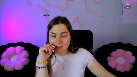 Snapshot of betty_luck chatting on 08/02/26, 12:58 your dream online show from 08/02/26, 12:58