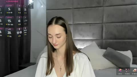 Snapshot of betty_watts chatting on 06/16/26, 02:03 Kelly online show from 06/16/26, 02:03