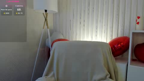 Snapshot of betty_watts chatting on 07/08/26, 01:54 Kelly online show from 07/08/26, 01:54