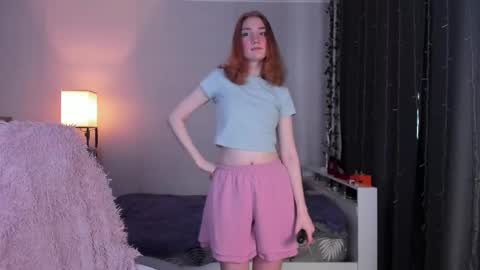 Snapshot of betty_witchy chatting on 02/07/26, 03:21 Dory make me happier online show from 02/07/26, 03:21