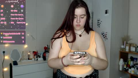 Snapshot of bettyandrich chatting on 02/07/25, 11:01 Betty and Rich online show from 02/07/25, 11:01