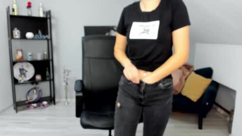 bettyjamess online show from 11/14/25, 04:55