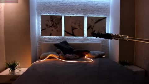 Betty online show from 09/19/25, 08:20