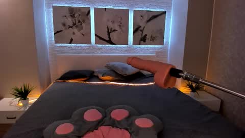 Betty online show from 10/08/25, 08:28