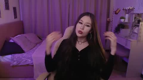 Katie online show from 06/12/26, 07:40