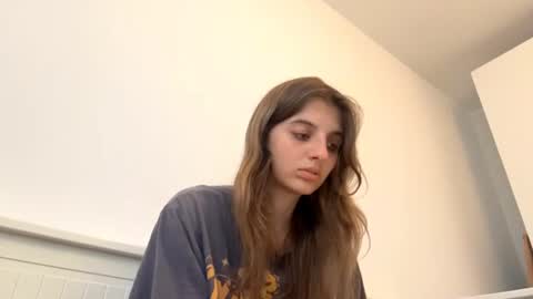 Snapshot of beulahweikert chatting on 06/21/26, 05:15 Lina online show from 06/21/26, 05:15