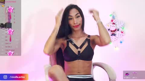 Snapshot of beuty_goddes777 chatting on 12/26/24, 03:53 Nicolle Aviles online show from 12/26/24, 03:53