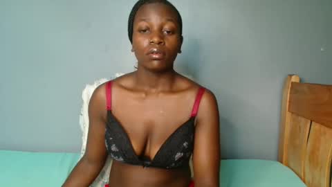 Snapshot of beverly_bay chatting on 05/09/26, 11:26 beverly online show from 05/09/26, 11:26