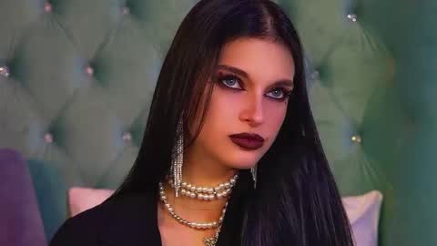 Snapshot of beverlyyork chatting on 11/04/25, 06:07 Beverly online show from 11/04/25, 06:07