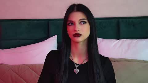 Beverly online show from 11/28/25, 07:00