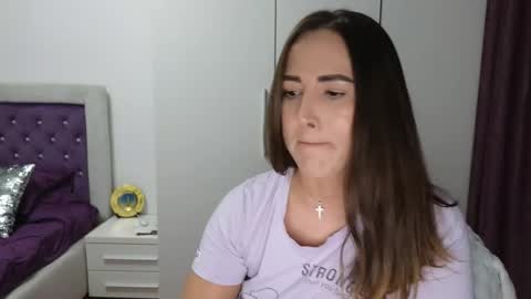 Snapshot of beyoncedoll chatting on 03/17/26, 07:06 BeyonceDoll Twitter DollBeyonce online show from 03/17/26, 07:06