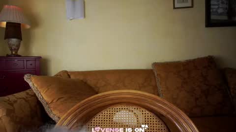 Eliz online show from 06/25/26, 02:33