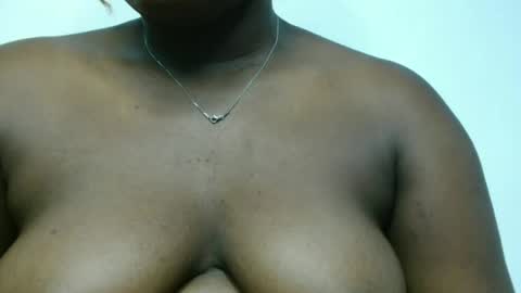 Snapshot of bhadgurl88 chatting on 06/14/26, 05:20 bhadgurl88 online show from 06/14/26, 05:20
