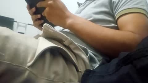 Snapshot of bheavy736 chatting on 11/04/25, 01:59 bheavy736 online show from 11/04/25, 01:59