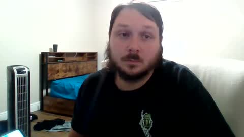 Snapshot of bhines5791 chatting on 01/08/25, 06:41 hines5791 online show from 01/08/25, 06:41