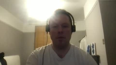 Snapshot of bhm2022 chatting on 11/17/25, 09:42 bhm2022 online show from 11/17/25, 09:42