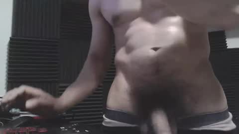 Snapshot of bi_latin69 chatting on 02/07/26, 11:41 MeXXXicanDick online show from 02/07/26, 11:41