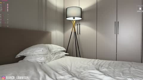 Bianca  online show from 01/11/25, 10:40