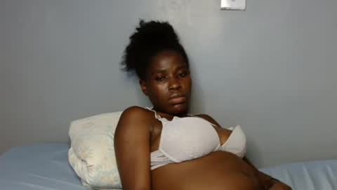 Snapshot of bianca_lue chatting on 06/24/26, 03:11 bianca baby online show from 06/24/26, 03:11