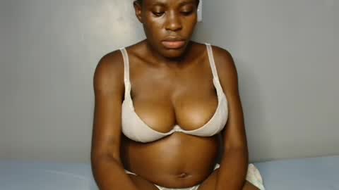 Snapshot of bianca_lue chatting on 06/30/26, 01:39 bianca baby online show from 06/30/26, 01:39