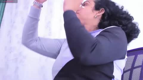 Snapshot of bianca_spear chatting on 02/26/26, 12:04 bianca_spear online show from 02/26/26, 12:04