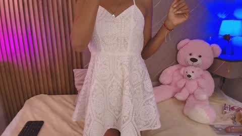 biancaa__18 online show from 05/21/26, 07:32