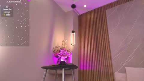biancaa__18 online show from 06/25/26, 07:40