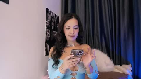 Snapshot of biancaava chatting on 11/03/25, 04:14 Bianca online show from 11/03/25, 04:14