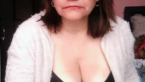 biancasteel online show from 06/18/26, 04:33