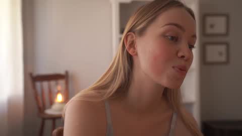 Snapshot of bibi_it_is chatting on 02/22/25, 08:40 Bibi online show from 02/22/25, 08:40