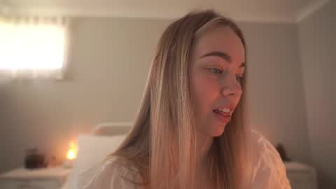 Bibi online show from 11/14/25, 02:54