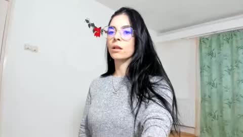 Snapshot of bibitina chatting on 01/12/25, 03:03 innasugarwild online show from 01/12/25, 03:03