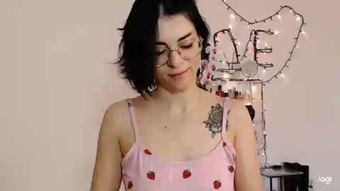 Snapshot of bibitina chatting on 06/10/26, 04:12 innasugarwild online show from 06/10/26, 04:12