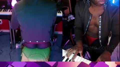 Snapshot of bicepsandfrot chatting on 01/10/26, 07:10 BicepsandFrot online show from 01/10/26, 07:10