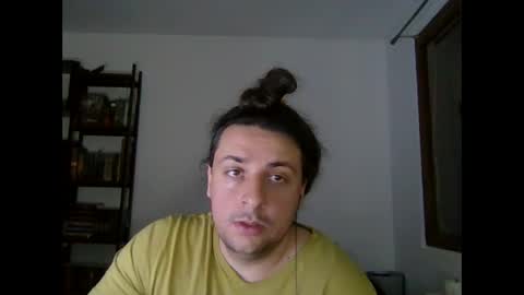 BiCuriousGuy online show from 02/08/25, 11:45