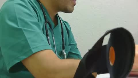 Snapshot of bidoc74 chatting on 09/09/25, 09:14 bidoc74 online show from 09/09/25, 09:14