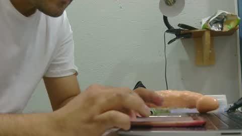 Snapshot of bidoc74 chatting on 10/11/25, 05:33 bidoc74 online show from 10/11/25, 05:33