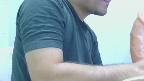 Snapshot of bidoc74 chatting on 10/24/25, 09:00 bidoc74 online show from 10/24/25, 09:00