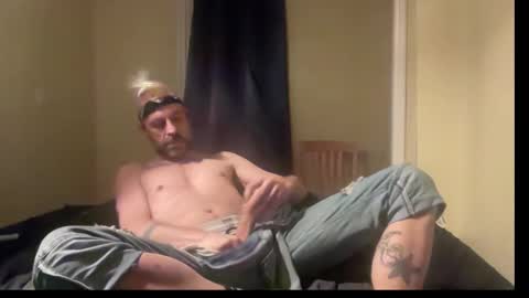 Snapshot of biffpowbang chatting on 02/12/25, 07:55 biffpowbang online show from 02/12/25, 07:55