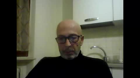 Snapshot of big23italy chatting on 10/26/25, 06:03 big23italy online show from 10/26/25, 06:03