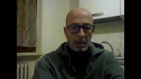 Snapshot of big23italy chatting on 10/31/25, 06:25 big23italy online show from 10/31/25, 06:25