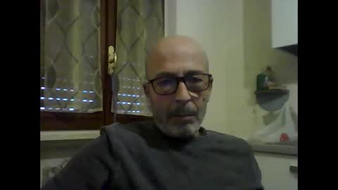 Snapshot of big23italy chatting on 11/01/25, 02:08 big23italy online show from 11/01/25, 02:08