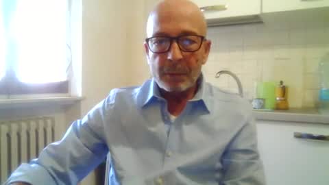 Snapshot of big23italy chatting on 11/13/25, 09:52 big23italy online show from 11/13/25, 09:52