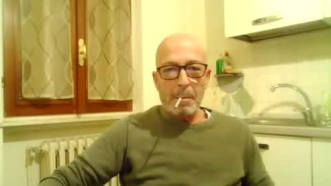Snapshot of big23italy chatting on 11/14/25, 06:23 big23italy online show from 11/14/25, 06:23