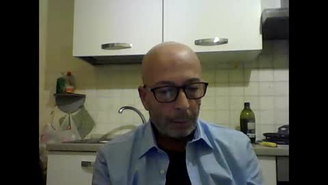 Snapshot of big23italy chatting on 11/18/25, 06:29 big23italy online show from 11/18/25, 06:29
